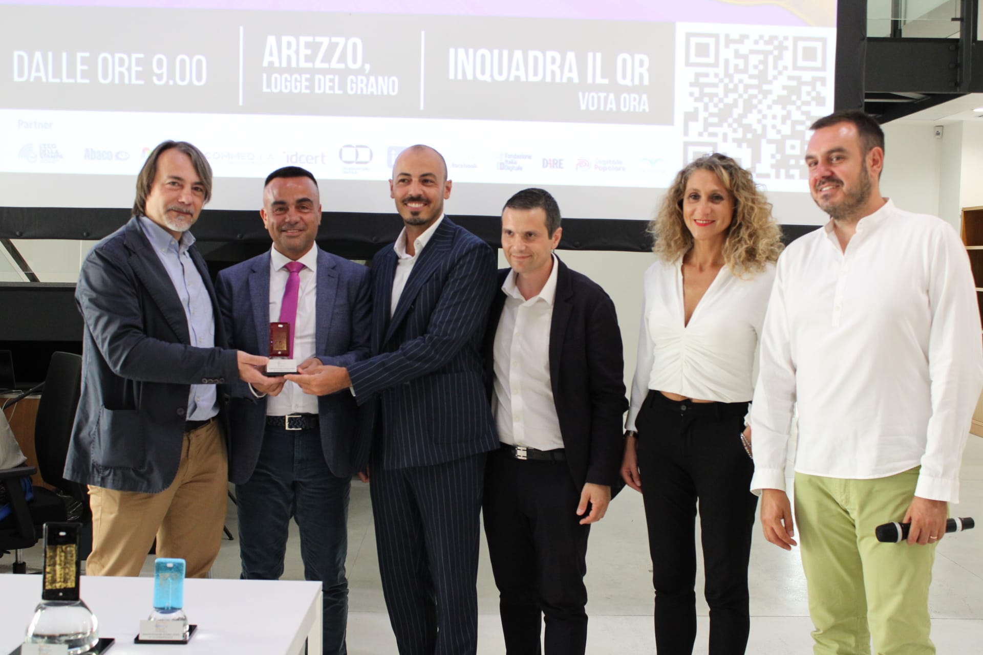 TG ASL 5 : terzo posto al concorso nazionale “Smartphone d’oro 2025” TG ASL 5 : terzo posto al concorso nazionale “Smartphone d’oro 2025”