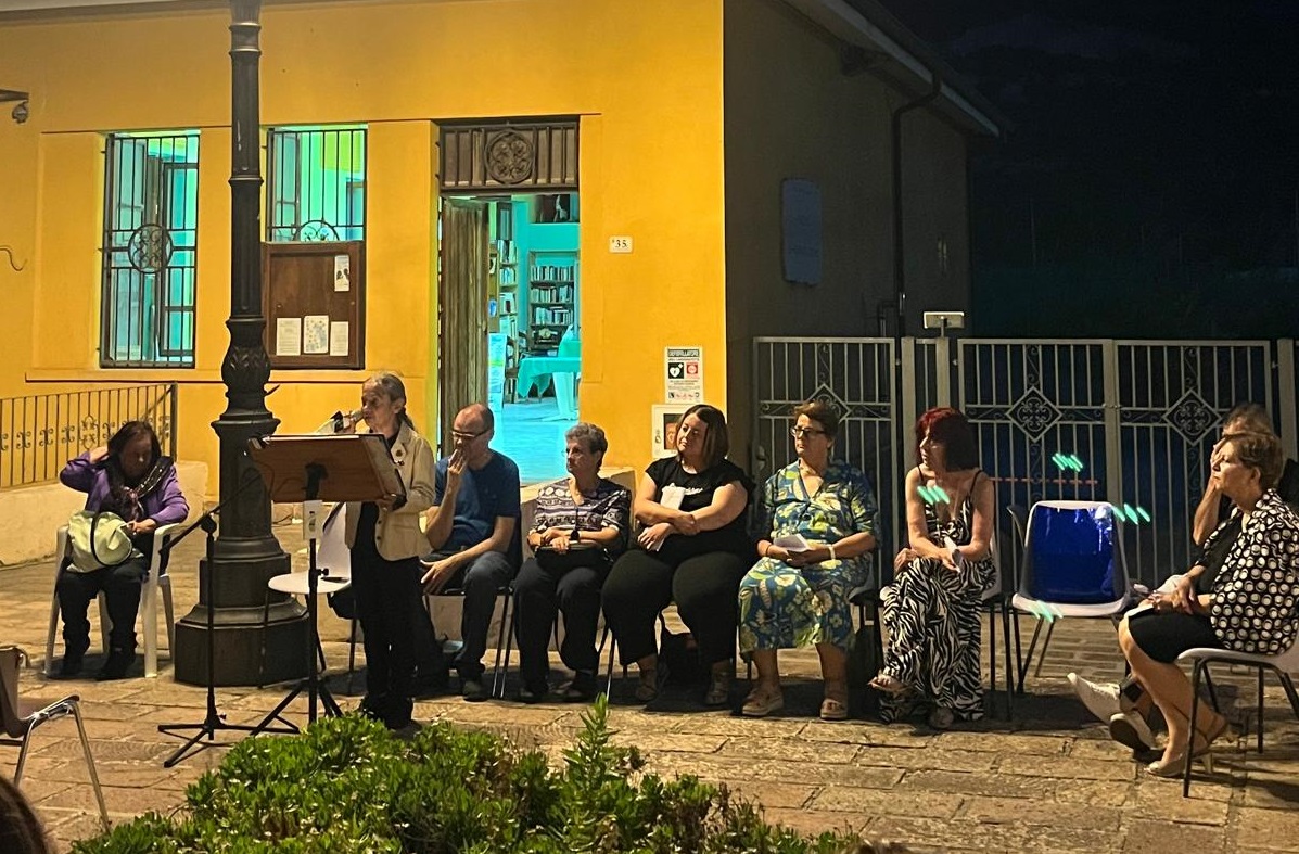 Teatro-terapia: a Bosa la quinta edizione di “Poesie per una notte” Teatro-terapia: a Bosa la quinta edizione di “Poesie per una notte”